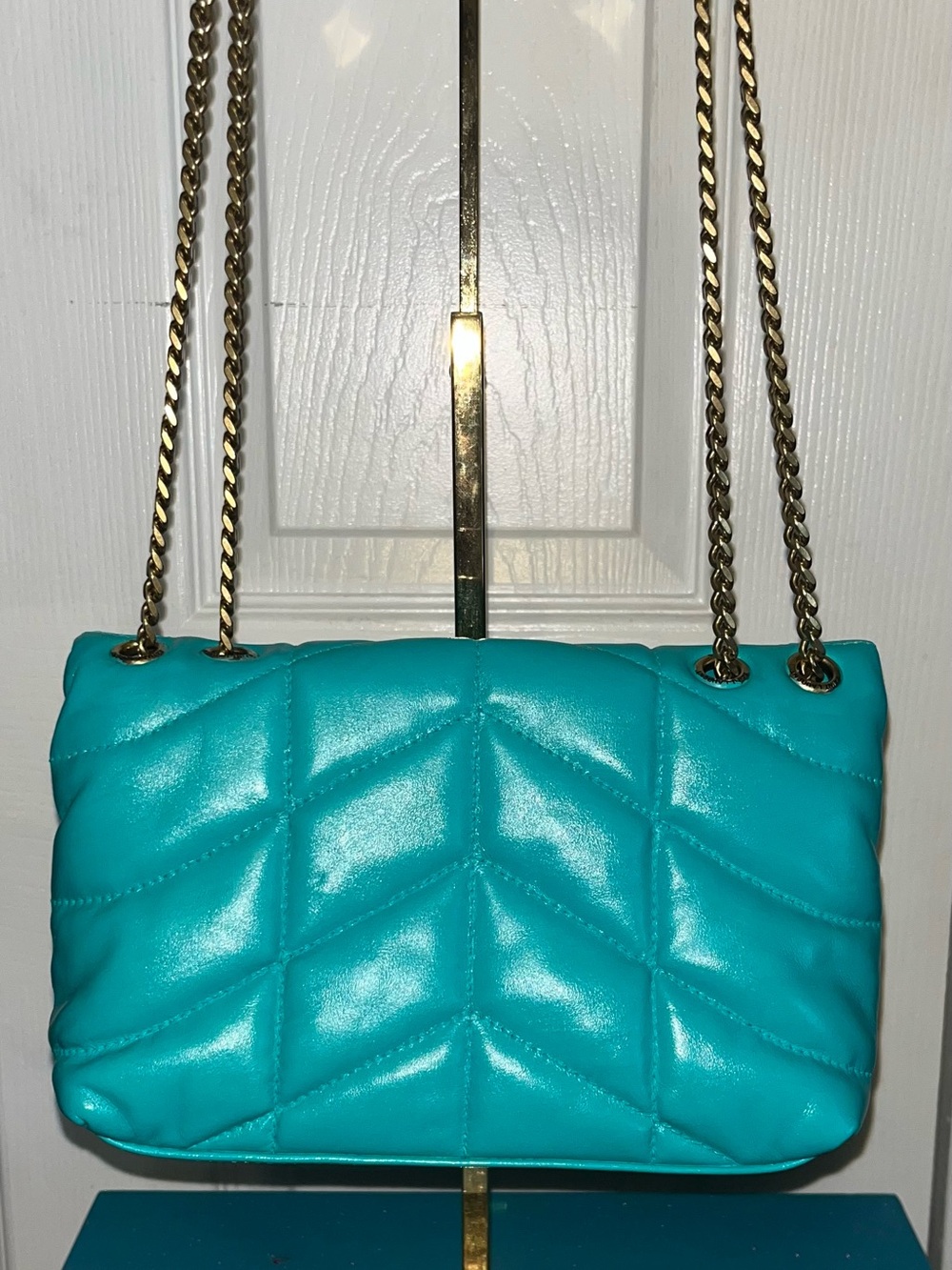Source Unknown Turquoise Quilted Chain Shoulder Bag with Gold Hardware